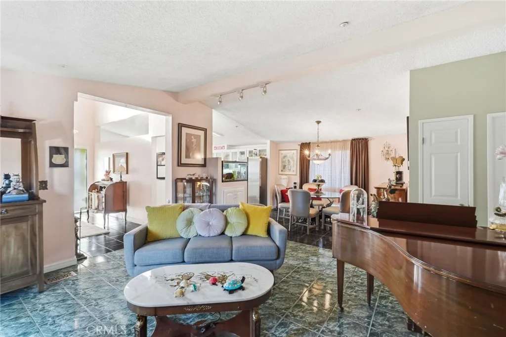 13691 Gavina Unit 463, Sylmar, CA 91342 - Photo 5 of 43, Sylmar, CA