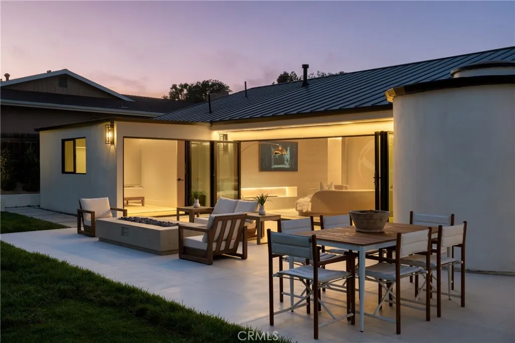 https://cdn.realtyfeed.com/cdn/127/306616651/399edafcade1a29c5f42f85cb132c9d6.webp