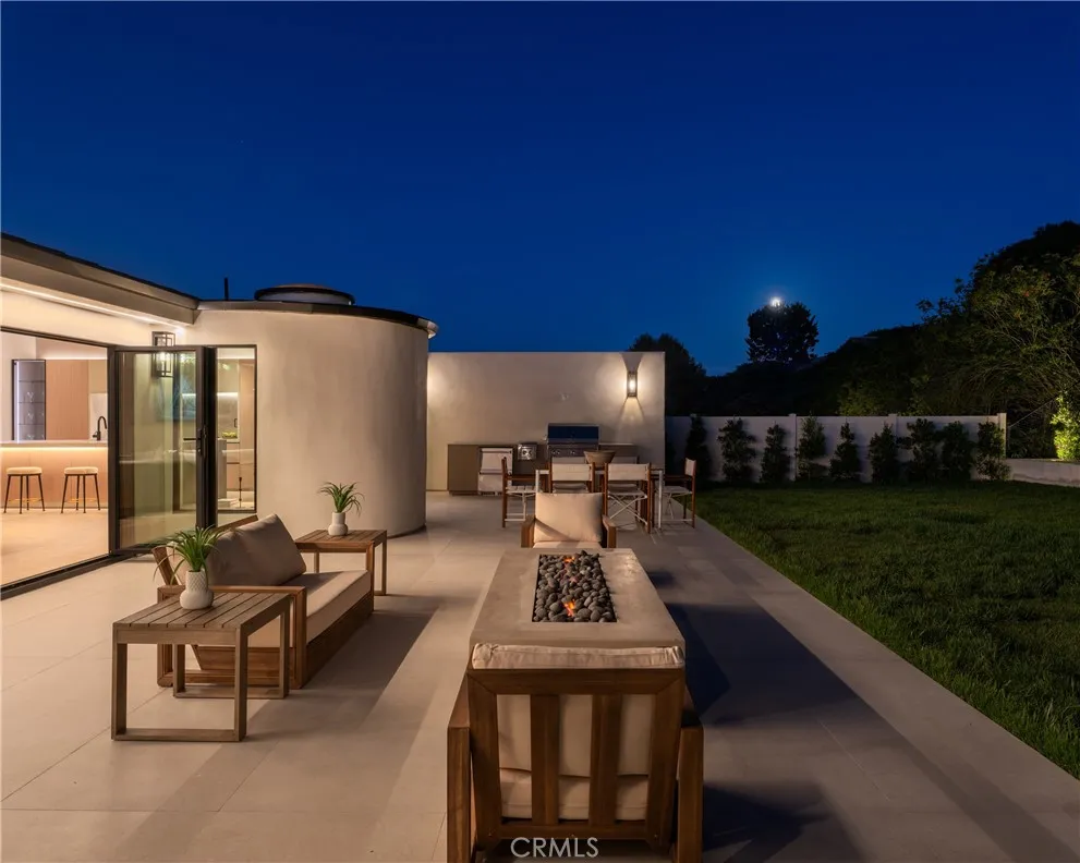 https://cdn.realtyfeed.com/cdn/127/306616651/4cede858860c008e95884d1ccdf4fd70.webp
