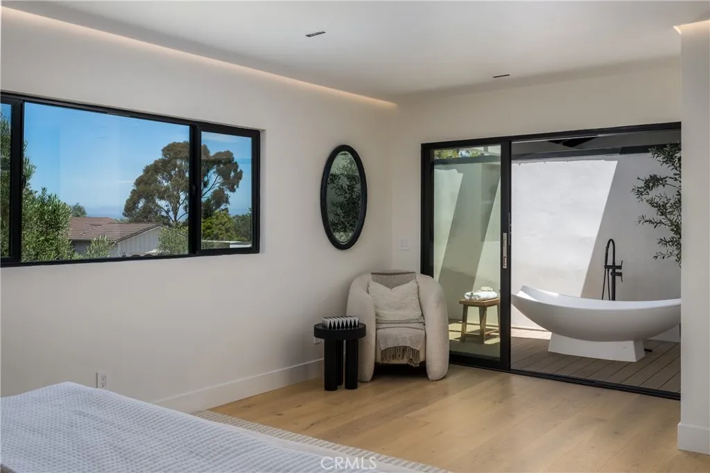 https://cdn.realtyfeed.com/cdn/127/306616651/70a611aae7174e0cb41c9bea32098665.webp