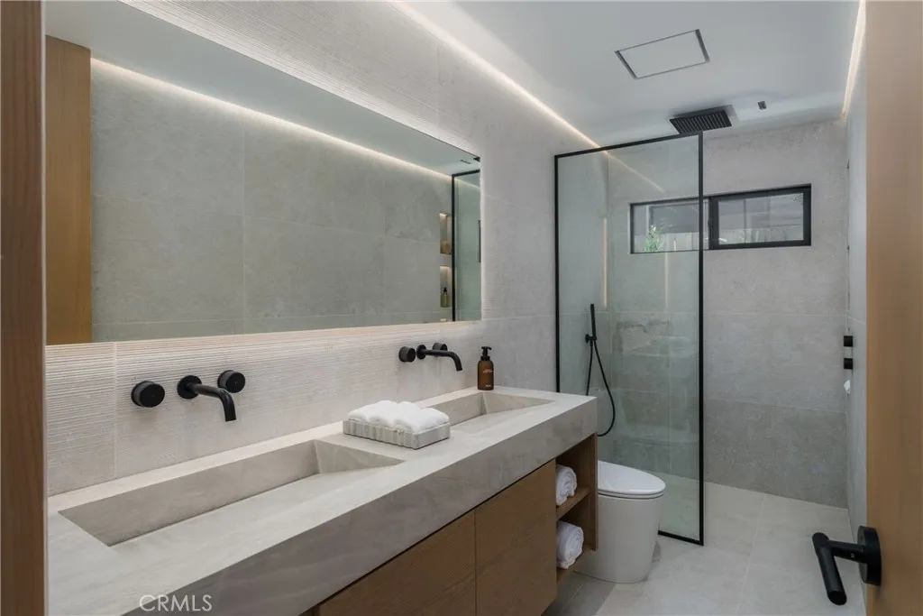 https://cdn.realtyfeed.com/cdn/127/306616651/ae70795c4cda25ee87c7219217b40526.webp