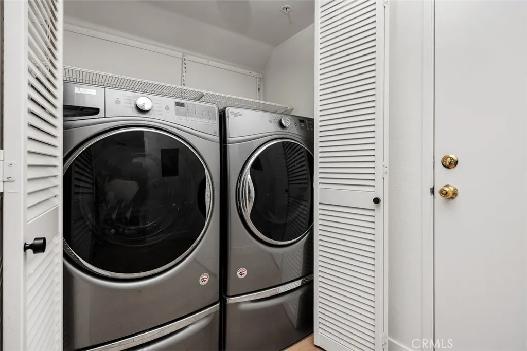 https://cdn.realtyfeed.com/cdn/127/306616676/0aedd694377eaeabe157b6c3119bf51c.webp