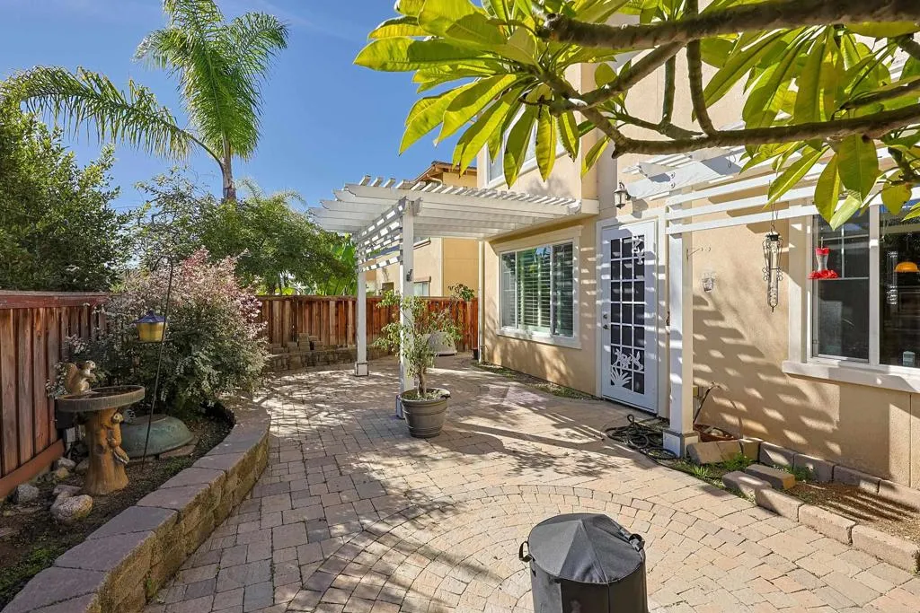 https://cdn.realtyfeed.com/cdn/127/306616719/abf93c8fe1de5bc129910fa5772ab115.webp