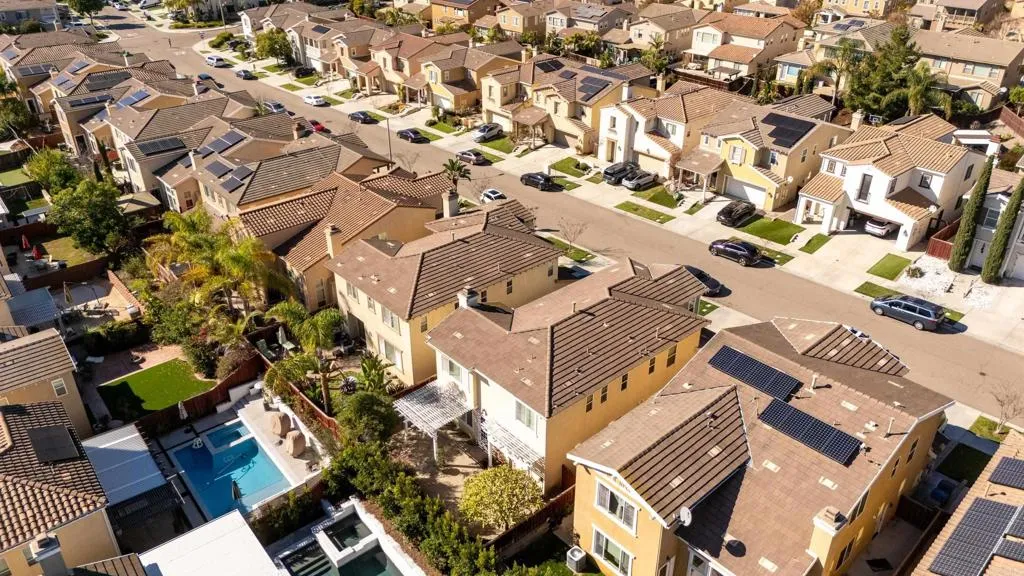 https://cdn.realtyfeed.com/cdn/127/306616719/ff49bd7b1b2c5023f043744b200aa529.webp