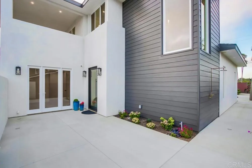 https://cdn.realtyfeed.com/cdn/127/306616752/d6bd58f1930230429d6db19533d75265.webp