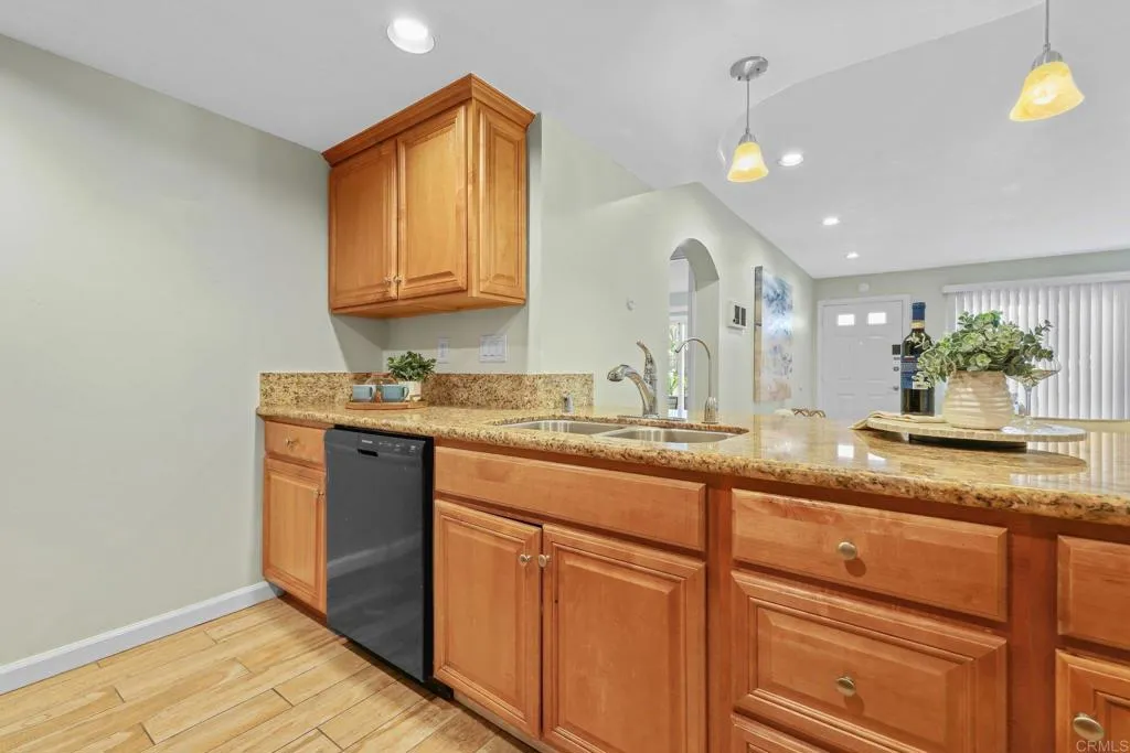 Photo #6: PTP2600278 Listing: Photo #6