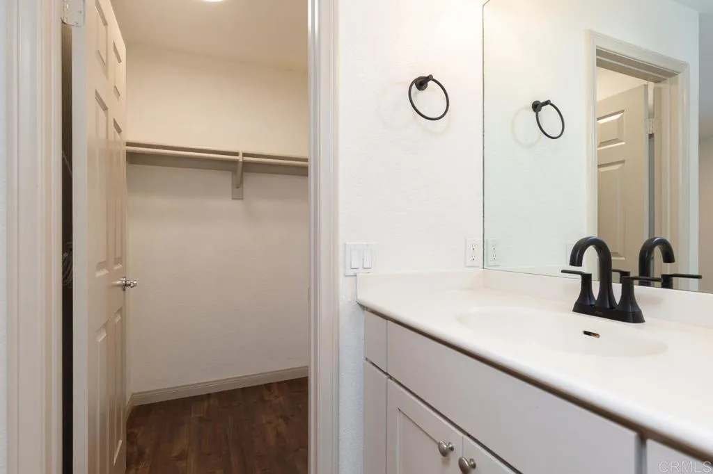 https://cdn.realtyfeed.com/cdn/127/306616804/33fdac6dce67ead70ee3c6b1f7594f21.webp
