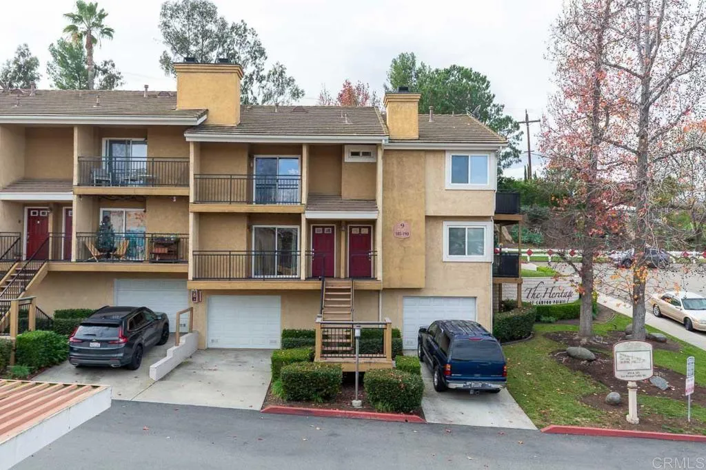 https://cdn.realtyfeed.com/cdn/127/306616804/5a47556f3cdc14e86643d29027cf3862.webp