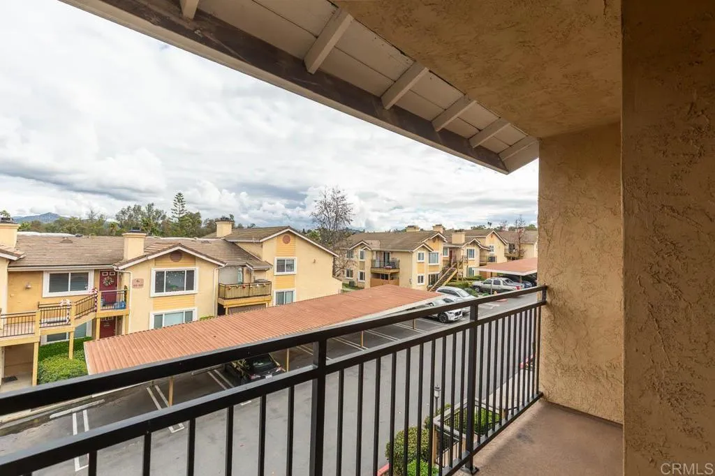 https://cdn.realtyfeed.com/cdn/127/306616804/aae8b104192d25a3a9c02b0e8d04279b.webp
