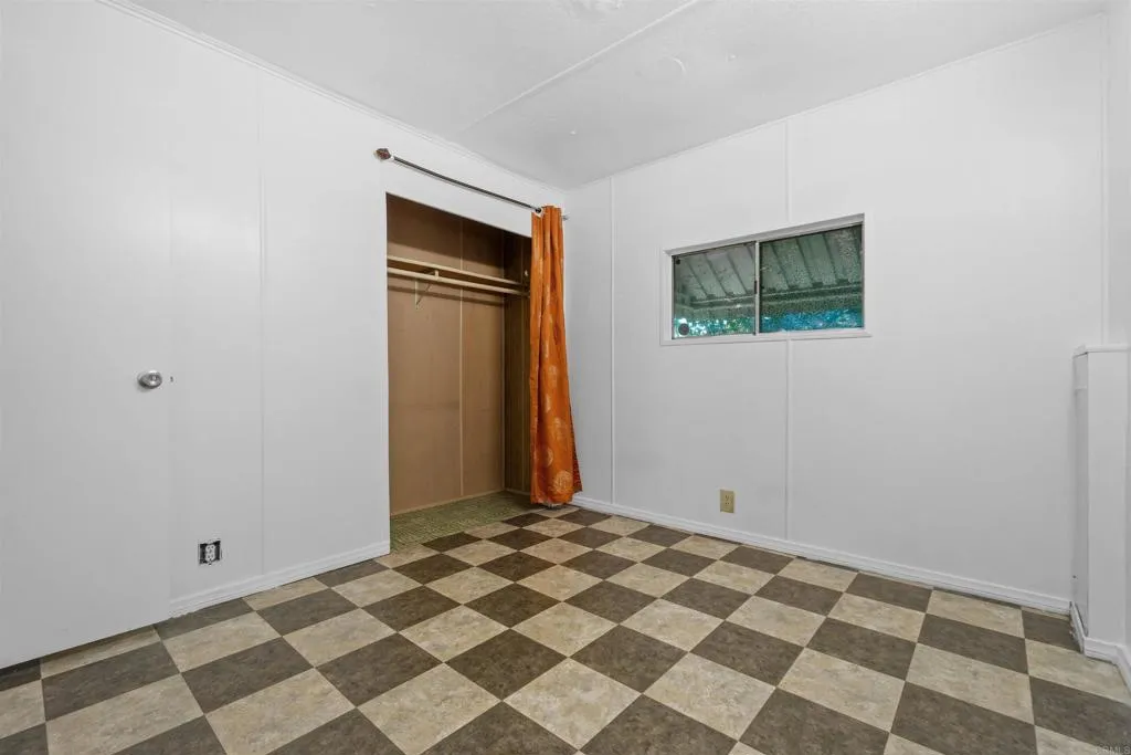 https://cdn.realtyfeed.com/cdn/127/306616843/03c44053d8114d9ec195e1723ca3995f.webp