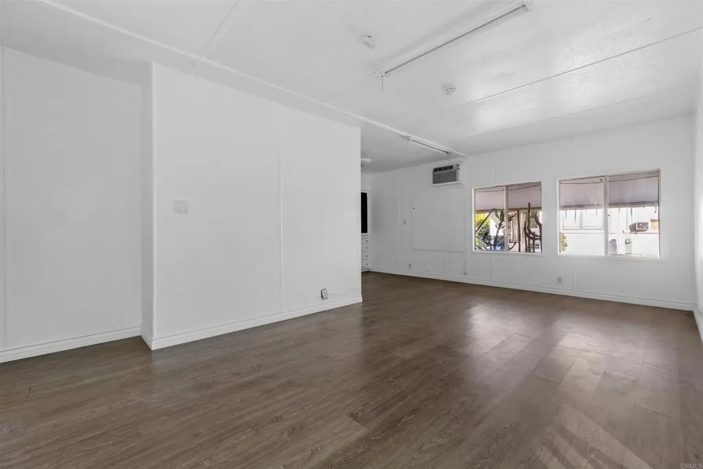 https://cdn.realtyfeed.com/cdn/127/306616843/63897a78198f472b0a6f56124679f1f6.webp