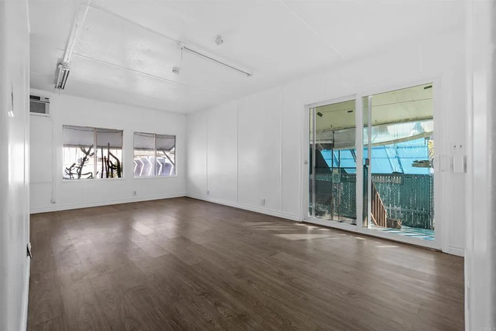 https://cdn.realtyfeed.com/cdn/127/306616843/a7552d7eeaf4f57e5663266a80bf333e.webp
