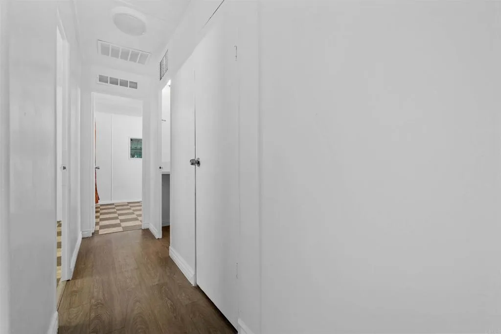 https://cdn.realtyfeed.com/cdn/127/306616843/b505bd9d2555e8460c534d38d77351c5.webp