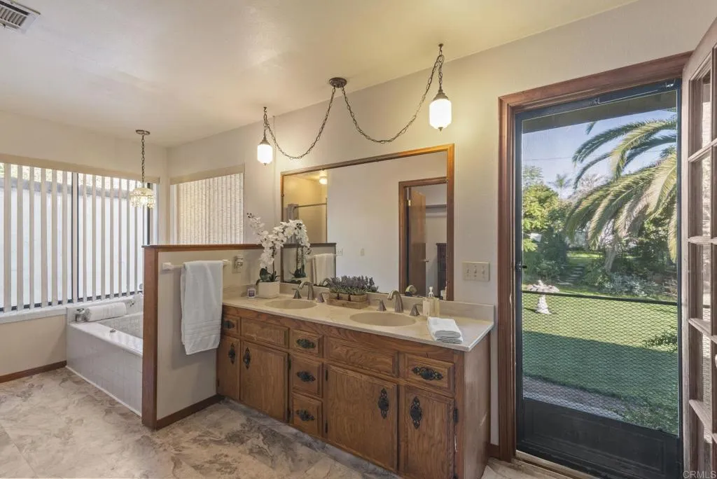 https://cdn.realtyfeed.com/cdn/127/306616897/61f6031104b58dec8da50e19cb7b16a2.webp