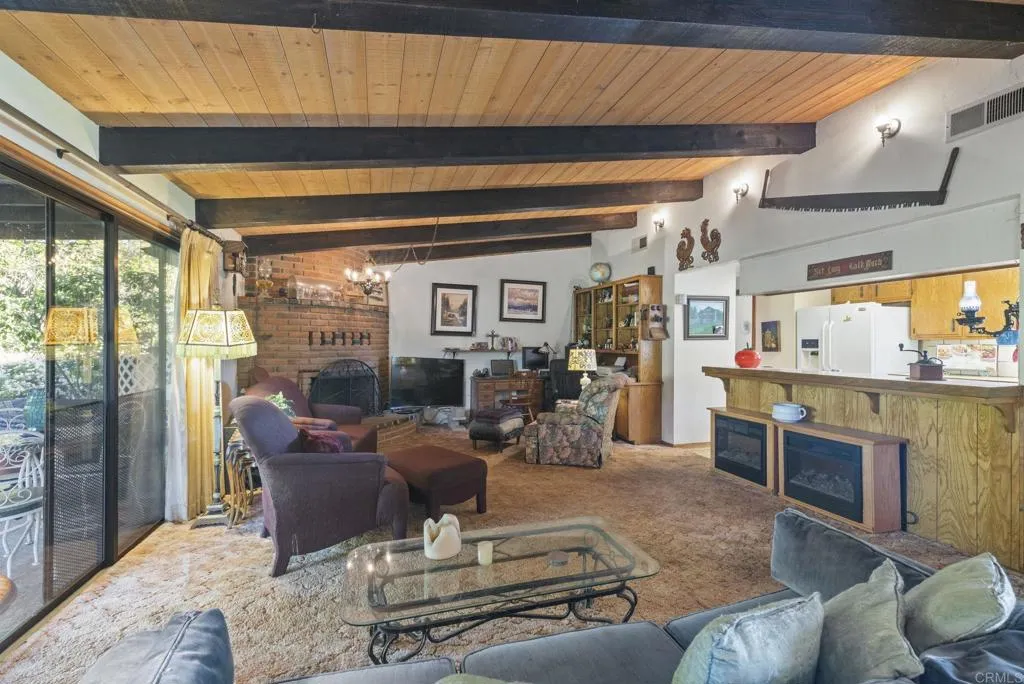 https://cdn.realtyfeed.com/cdn/127/306616897/a346c24d886beabfb1b03f8497c67bc0.webp