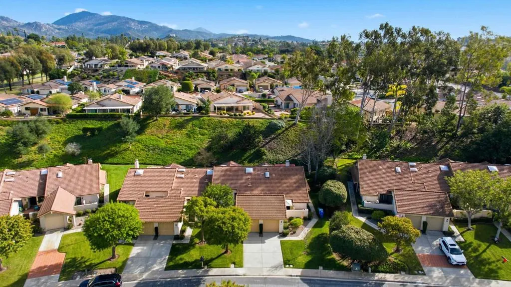 https://cdn.realtyfeed.com/cdn/127/306616908/0ab71033e284c5c6a82979644ff10d13.webp