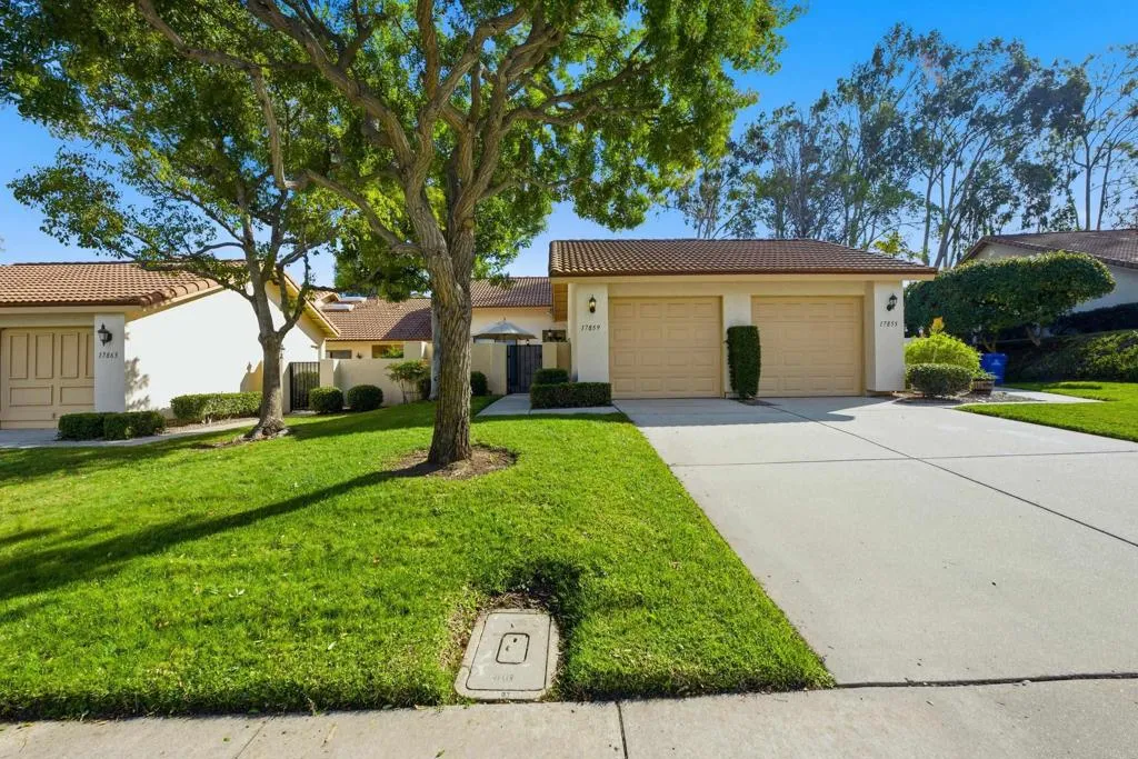 https://cdn.realtyfeed.com/cdn/127/306616908/4c7f52b081ba32006272fc7d5fab6204.webp