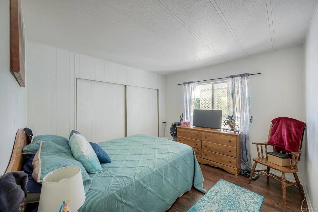 https://cdn.realtyfeed.com/cdn/127/306616919/0980ba79b4616a08c1ee9aaff76e4049.webp