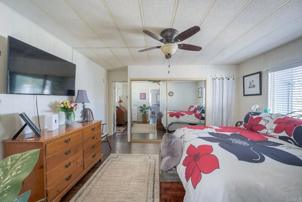 https://cdn.realtyfeed.com/cdn/127/306616919/6d463276f66c9b398d0ed41158986514.webp
