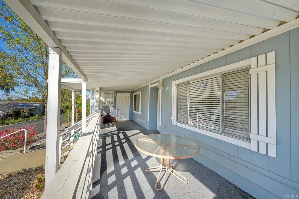 https://cdn.realtyfeed.com/cdn/127/306616919/ba2343b1e27192320175245b37211eed.webp