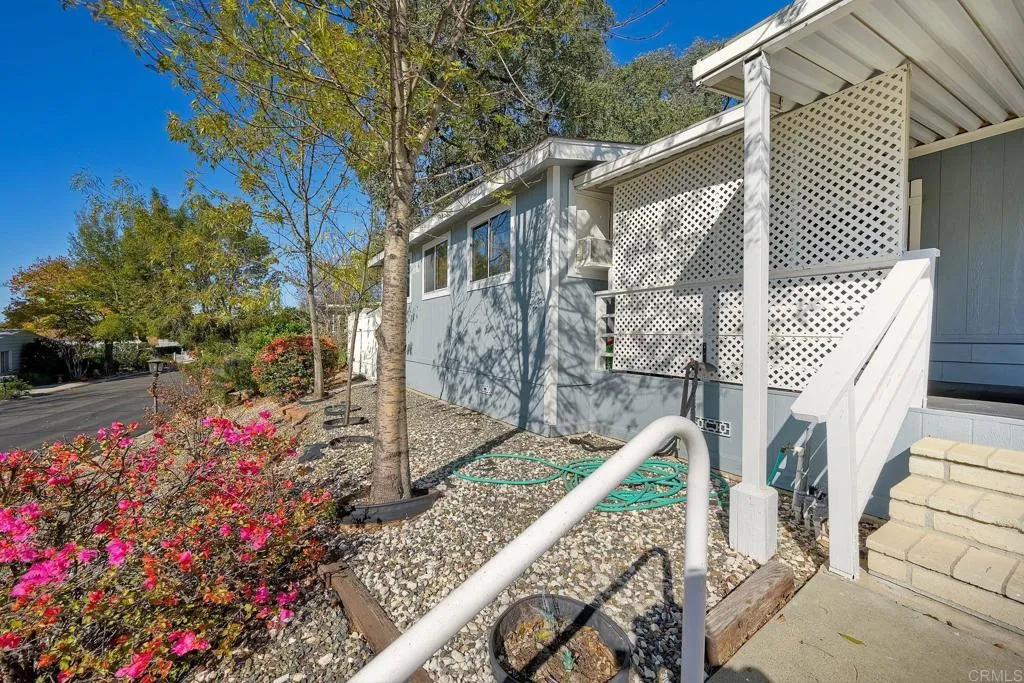 https://cdn.realtyfeed.com/cdn/127/306616919/d0a38757f2c79a457a4ae2898d0a8b3b.webp