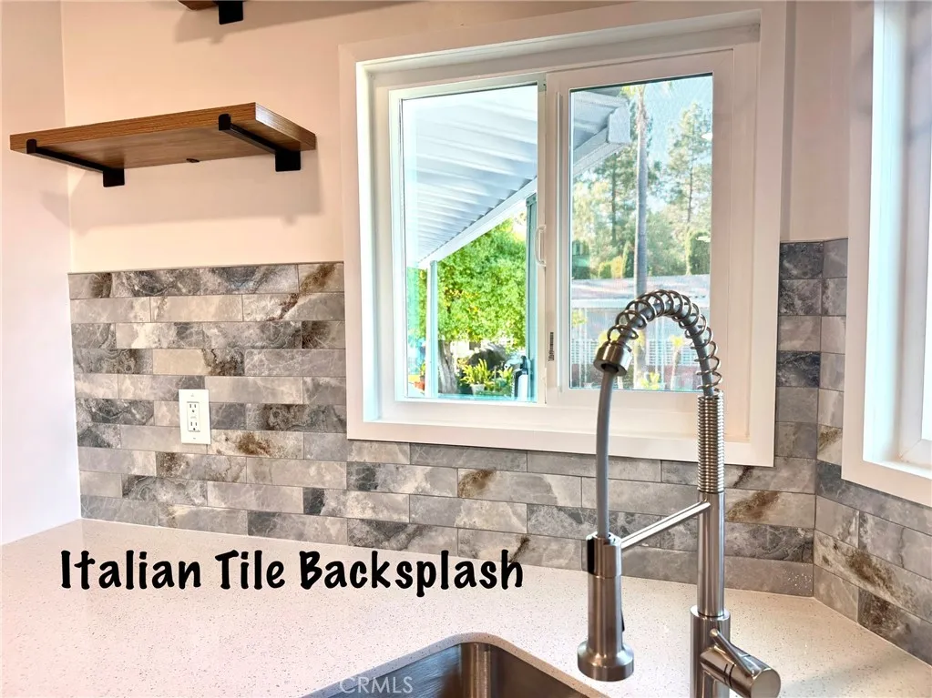 https://cdn.realtyfeed.com/cdn/127/306616964/64d83f5b0330f4546264d61ab51f9cd5.webp