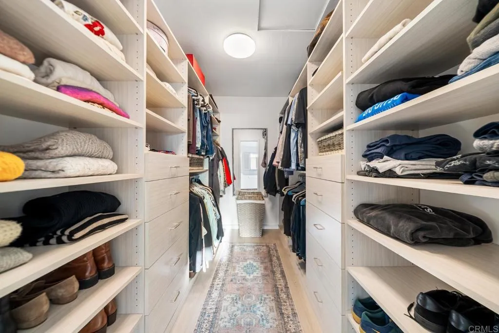 https://cdn.realtyfeed.com/cdn/127/306617011/5a913c6a7e426a8e5277f32117c030a1.webp