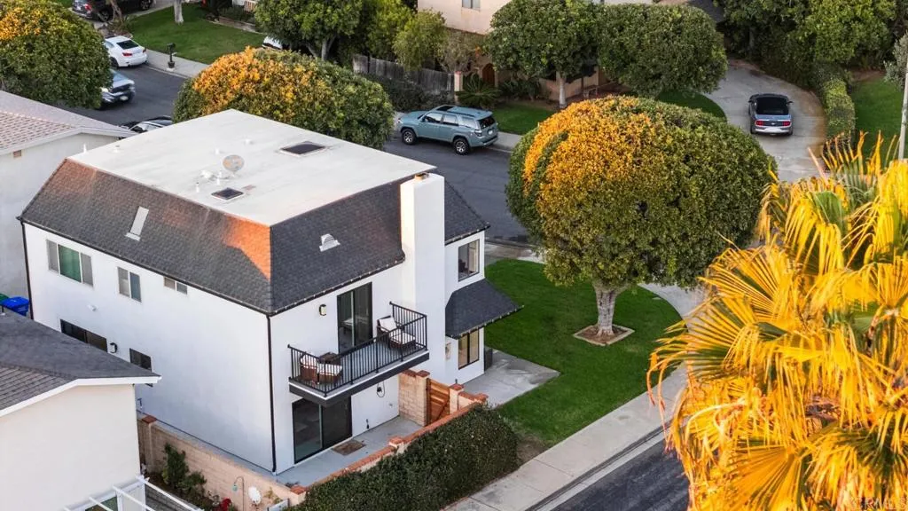https://cdn.realtyfeed.com/cdn/127/306617011/9b7bfc9342ce9664683246a216260a25.webp