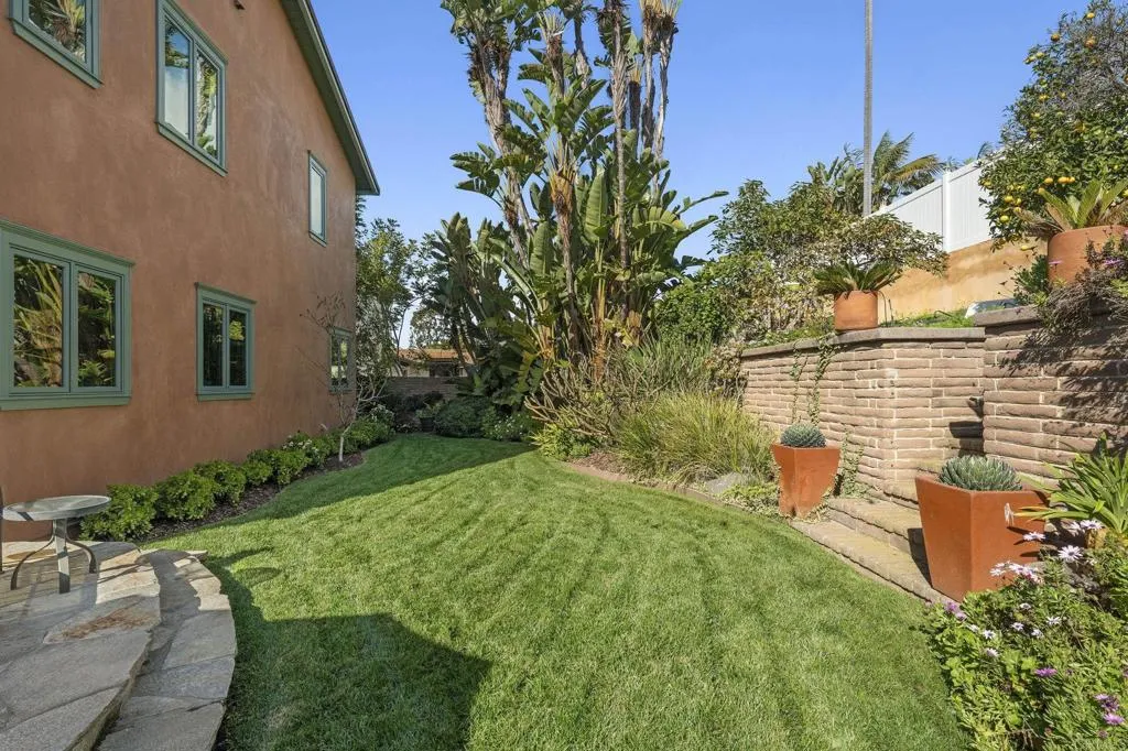 3354 Seacrest Drive, Carlsbad, CA, 92008