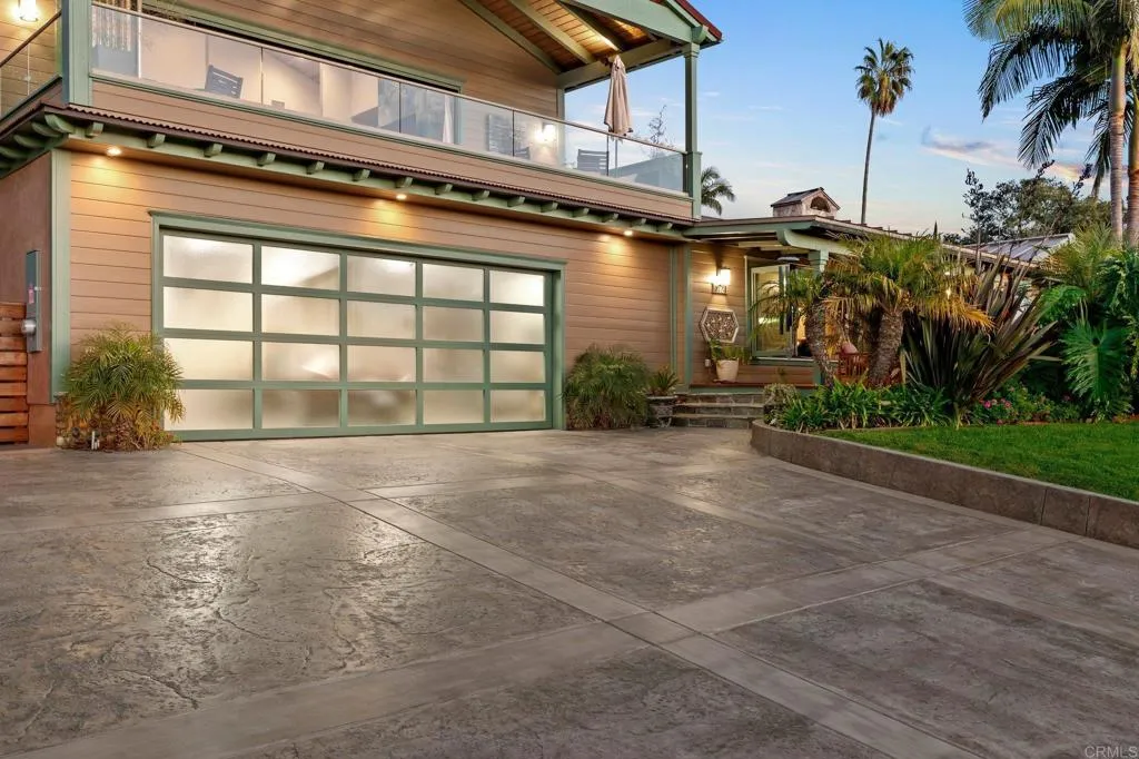 3354 Seacrest Drive, Carlsbad, CA, 92008
