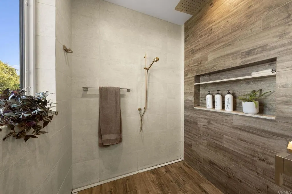 3354 Seacrest Drive, Carlsbad, CA, 92008
