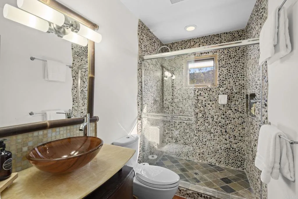 3354 Seacrest Drive, Carlsbad, CA, 92008