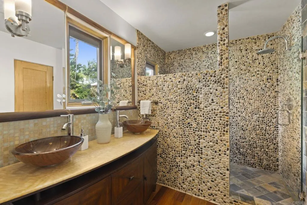 3354 Seacrest Drive, Carlsbad, CA, 92008