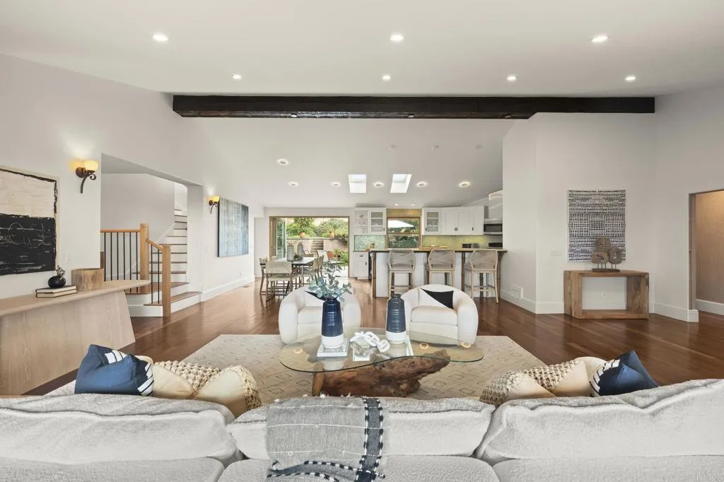 3354 Seacrest Drive, Carlsbad, CA, 92008