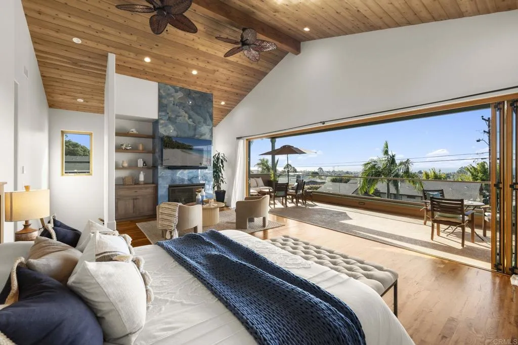 3354 Seacrest Drive, Carlsbad, CA, 92008