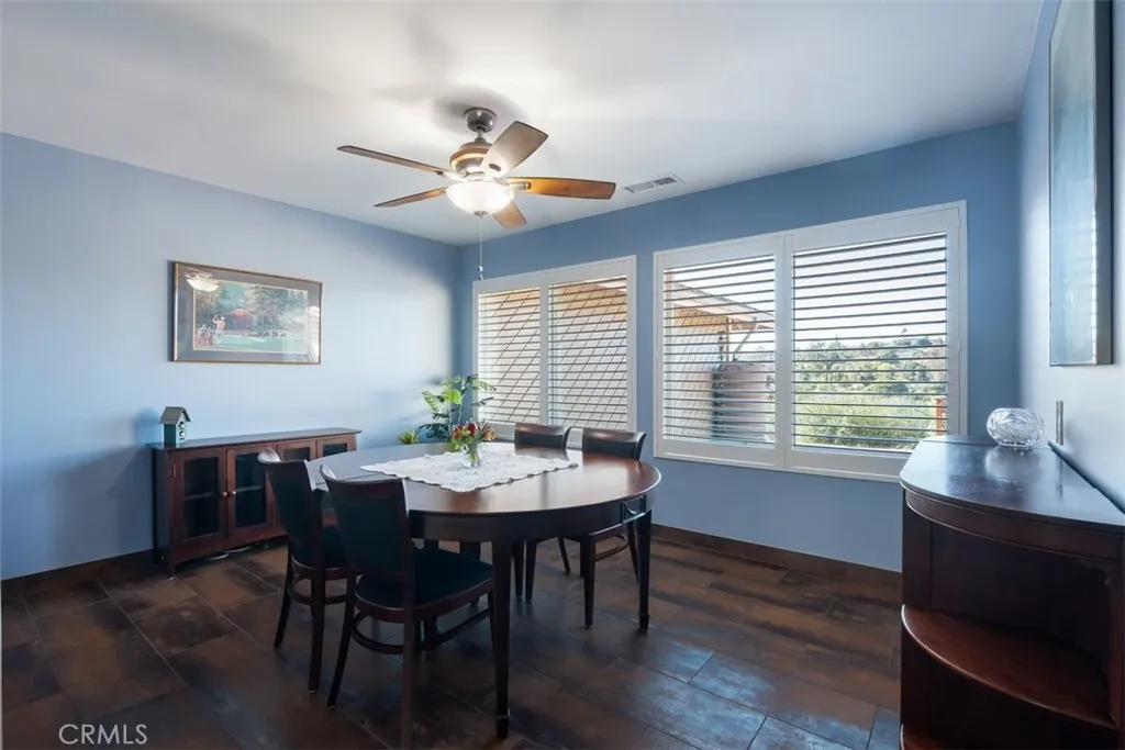 https://cdn.realtyfeed.com/cdn/127/306617070/4c2070fc1f8670525f59601d61725685.webp