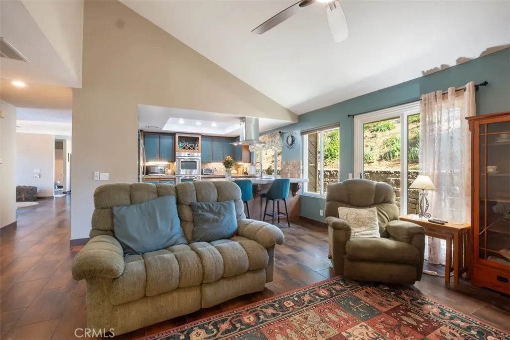 Photo #11: OC26005971 Listing: Photo #11