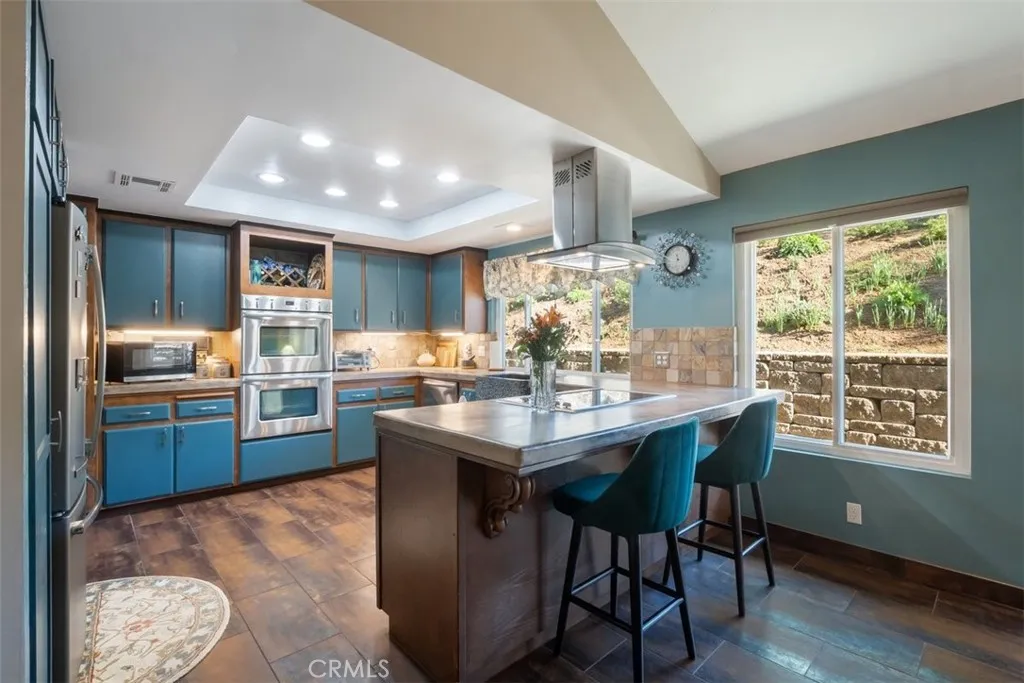 https://cdn.realtyfeed.com/cdn/127/306617070/d4c6b5c3773f47fbc430c6cb300ad392.webp