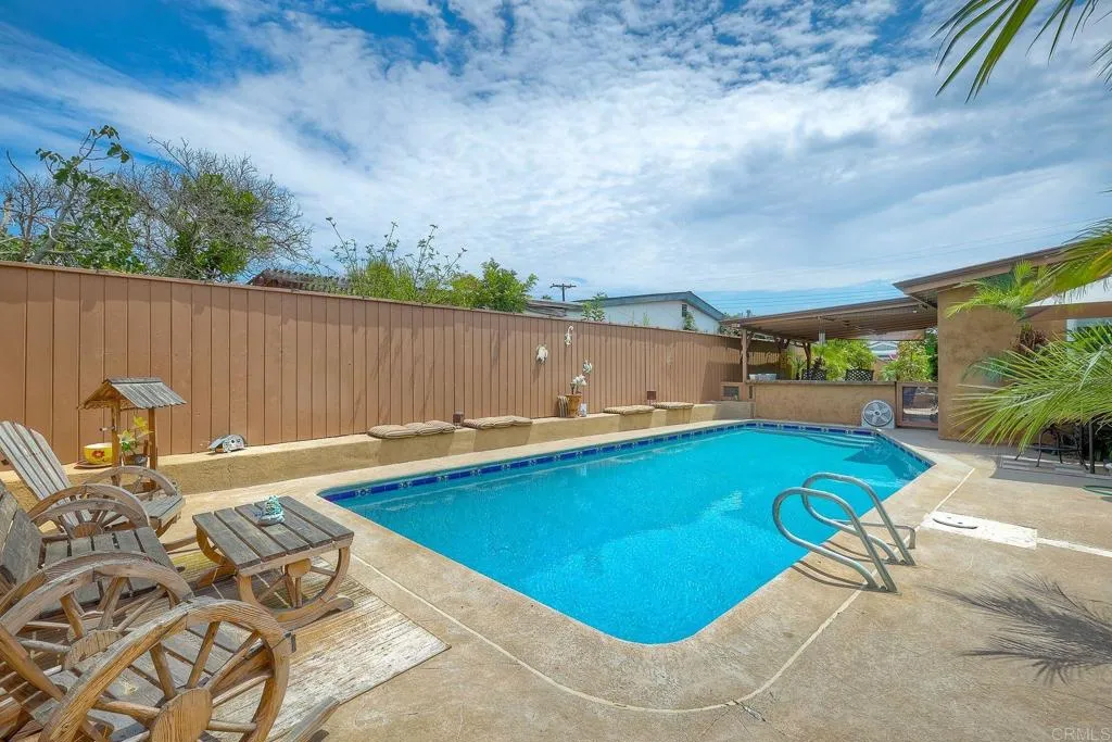 https://cdn.realtyfeed.com/cdn/127/306617124/5a49dc5e8ad13179f34b010e02a3d065.webp