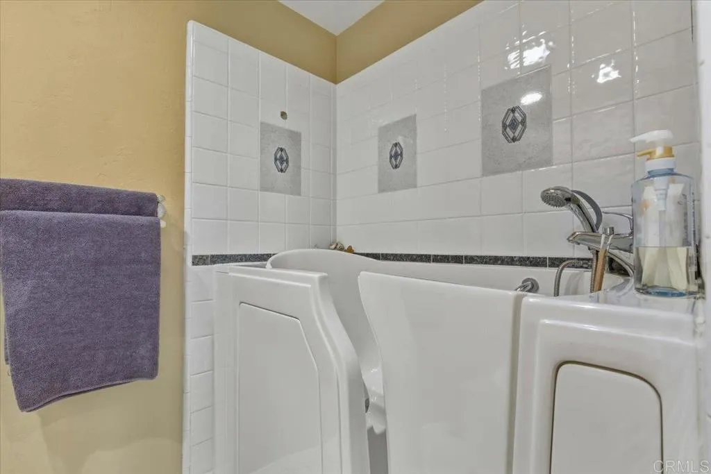 https://cdn.realtyfeed.com/cdn/127/306617210/92471f90d98b0c06f98cc03d2a34e358.webp