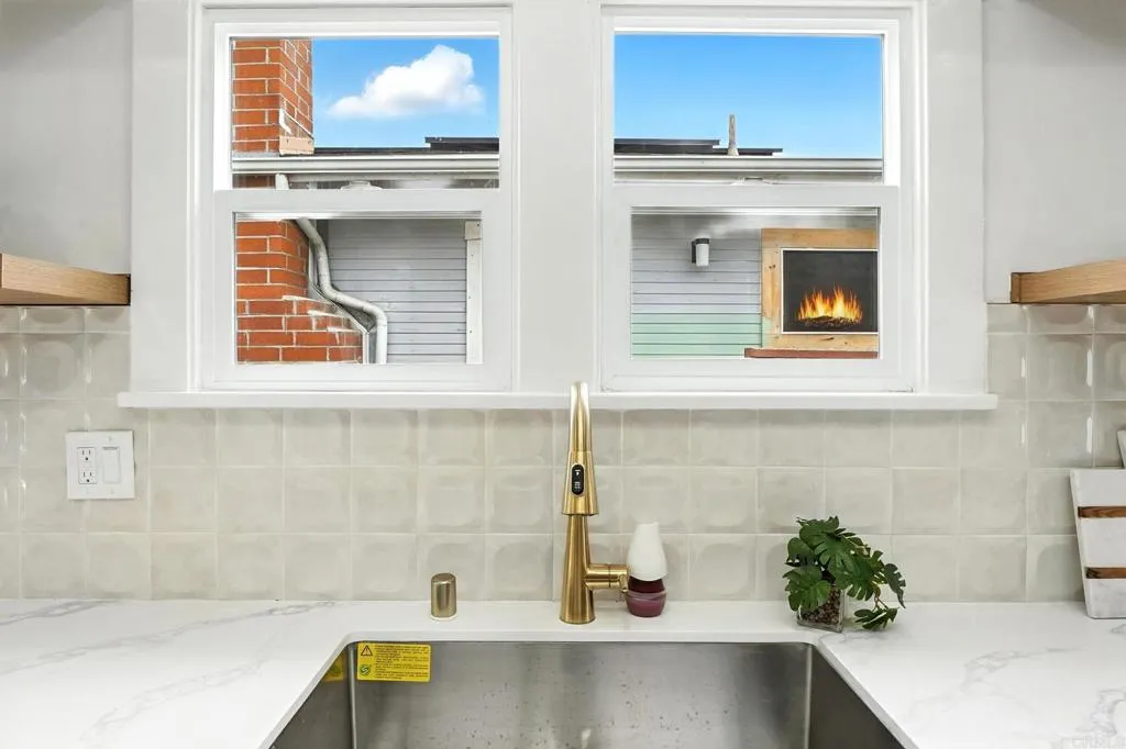 https://cdn.realtyfeed.com/cdn/127/306617237/5879cb14fcc647496db4892b658b6d59.webp