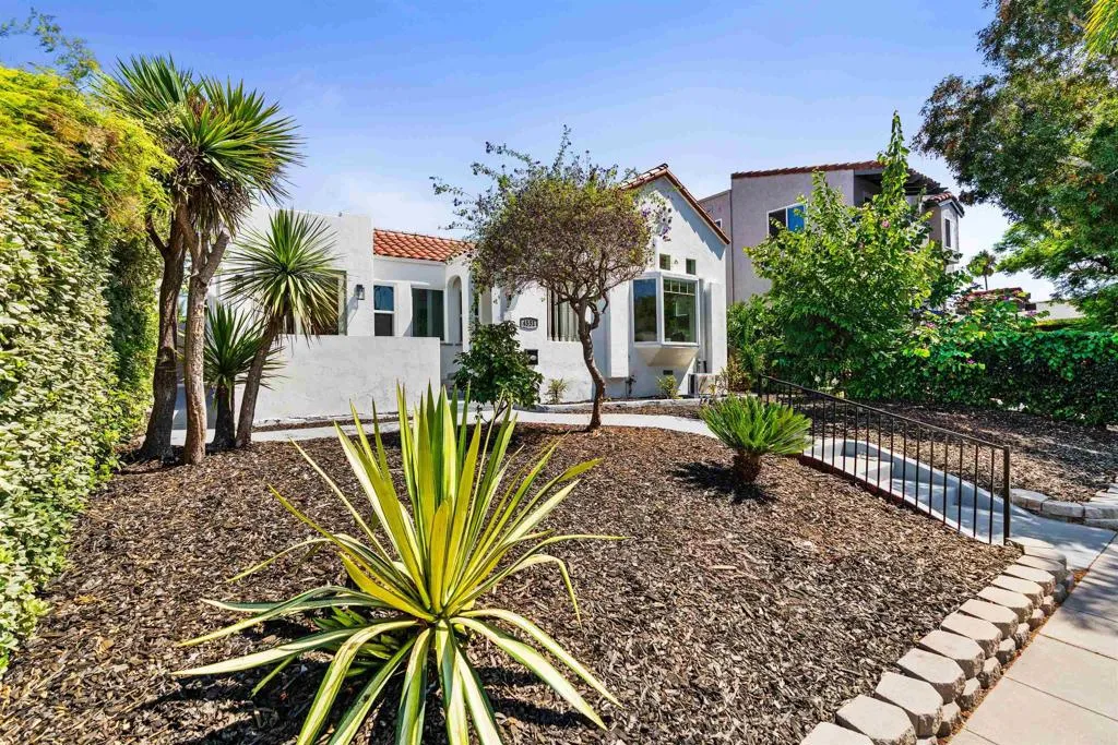 https://cdn.realtyfeed.com/cdn/127/306617237/6a26882fda6e4eee1884689467cb2c73.webp