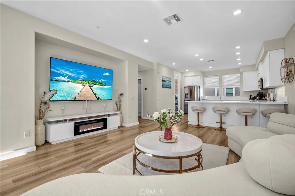 27120 Valley Oak Place