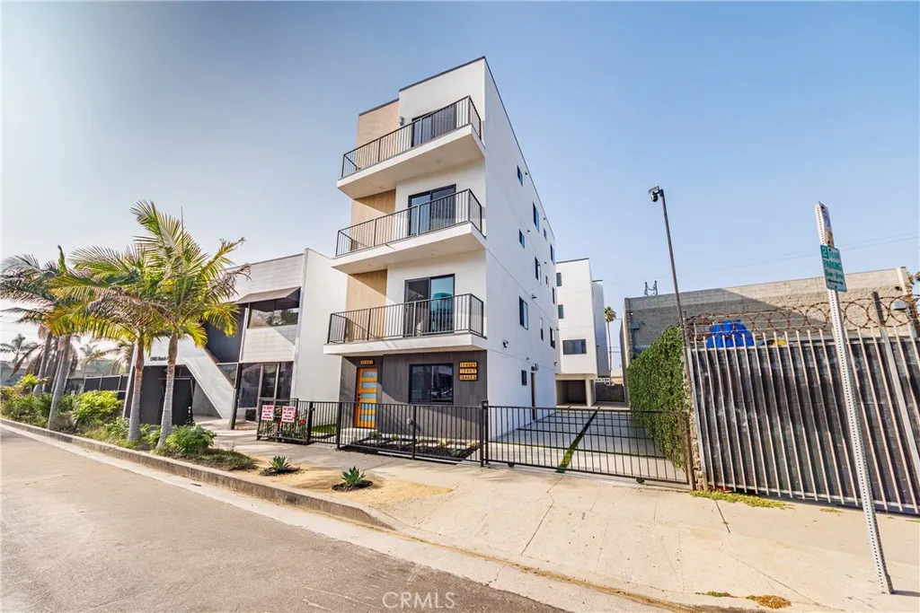 13463 Beach Avenue Unit 1/2, Marina del Rey, CA 90292