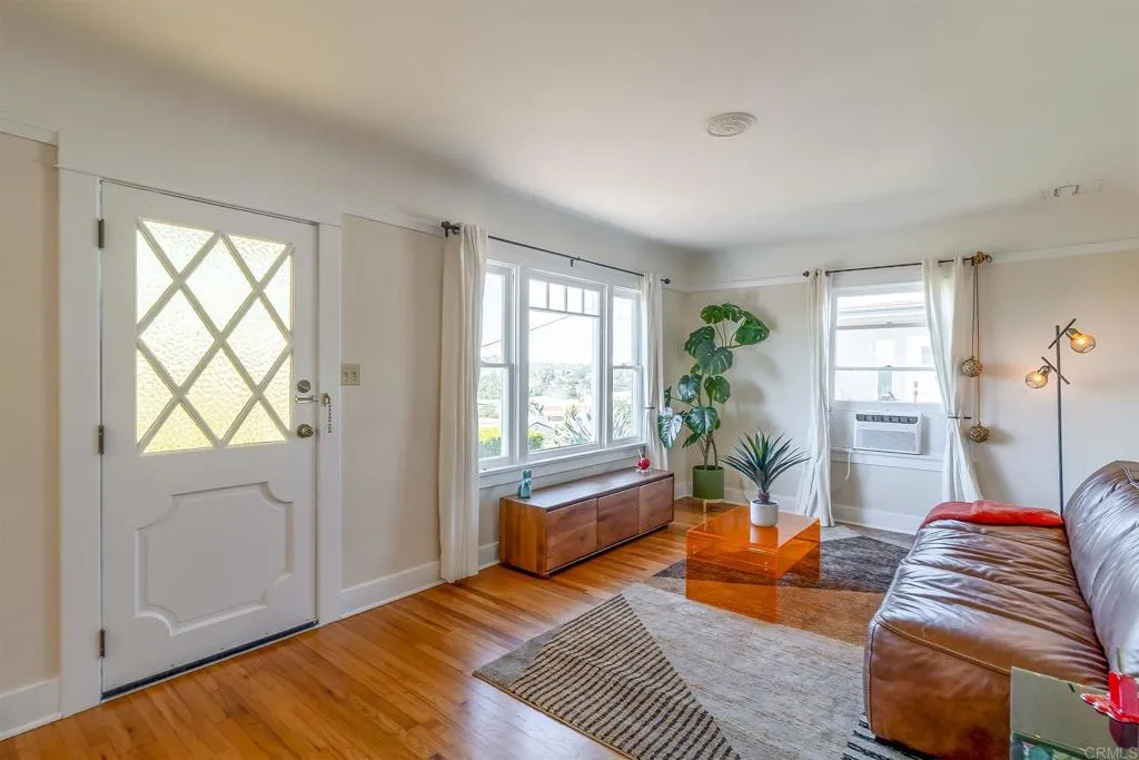 https://cdn.realtyfeed.com/cdn/127/306617319/6d4ec1f4b7a3ac8a6fdaac1fcd3d3287.webp
