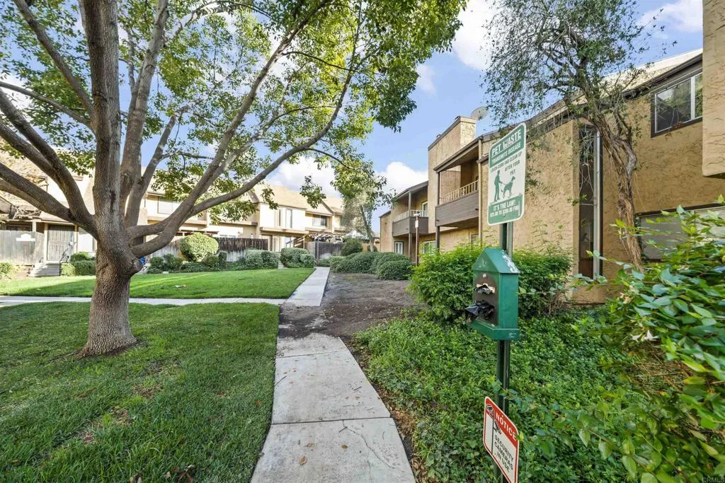 https://cdn.realtyfeed.com/cdn/127/306617356/197a0cb4a1a522561b57402727ab179f.webp