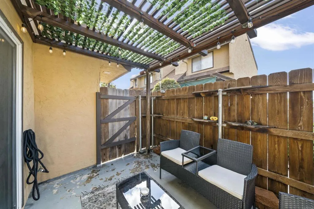 https://cdn.realtyfeed.com/cdn/127/306617356/35aff02b9677cc29c3713c906f8b5112.webp