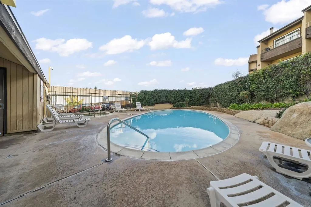 https://cdn.realtyfeed.com/cdn/127/306617356/4176563355b415eb5b271ee05ce4937a.webp