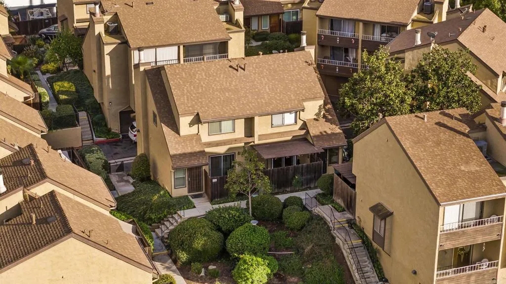 https://cdn.realtyfeed.com/cdn/127/306617356/43c1ed628d5f374204fc548c68a401e1.webp