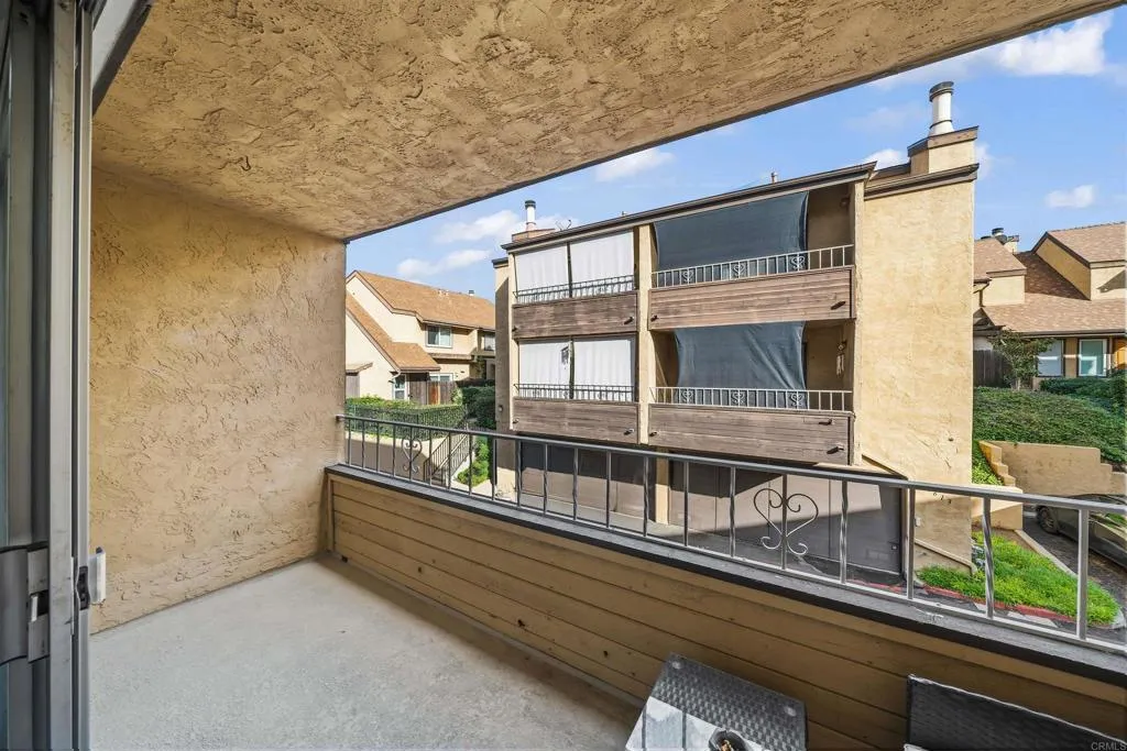 https://cdn.realtyfeed.com/cdn/127/306617356/4adbfc1a22e84f8400938fd009112f76.webp